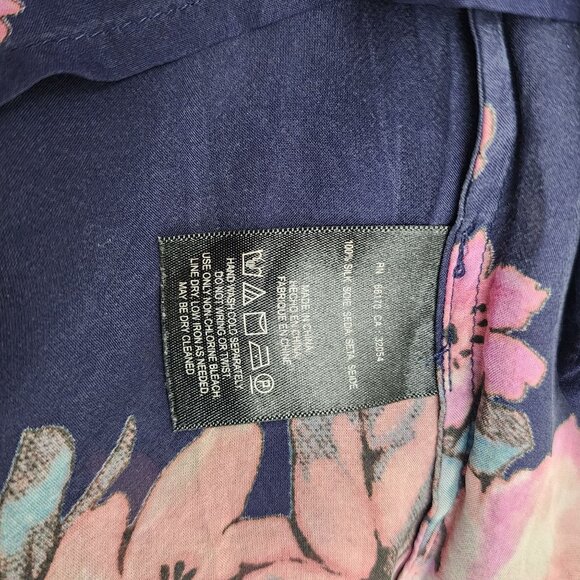 Leifsdottir Sheer Navy Floral Blouse With Ruffled Neckline & 3/4 Sleeves Size S - Picture 6 of 6